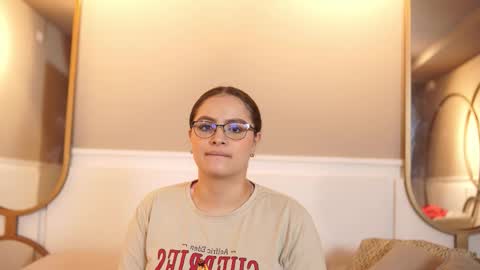 Snapshot of taylerkim chatting on October 11, 2025, 6:50 pm Teylor Kim online show from October 11, 2025, 6:50 pm