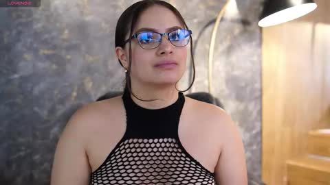 Snapshot of taylerkim chatting on October 25, 2025, 6:57 pm Teylor Kim online show from October 25, 2025, 6:57 pm