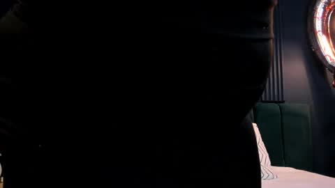 Taylor Bennet online show from February 28, 2025, 6:20 pm