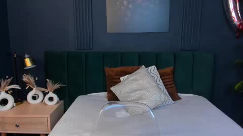 Taylor Bennet online show from March 3, 2025, 6:22 pm