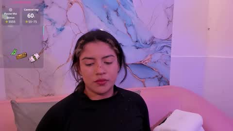 taylor_cupper_ online show from November 26, 2025, 3:29 am