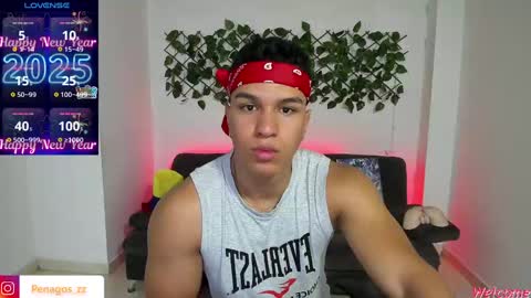 Snapshot of taylor_johnn chatting on January 3, 2025, 3:44 pm Penagos zz online show from January 3, 2025, 3:44 pm