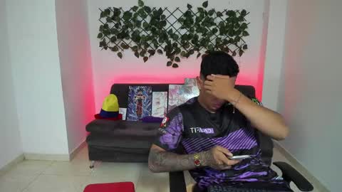 Snapshot of taylor_johnn chatting on January 11, 2025, 6:12 pm Penagos zz online show from January 11, 2025, 6:12 pm