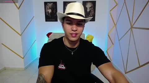 Snapshot of taylor_johnn chatting on January 17, 2025, 11:51 pm Penagos zz online show from January 17, 2025, 11:51 pm