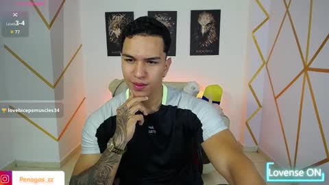 Snapshot of taylor_johnn chatting on February 8, 2025, 8:32 pm Penagos zz online show from February 8, 2025, 8:32 pm