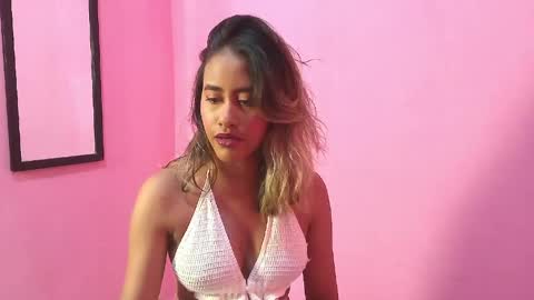 taylor lii0425 online show from April 30, 2026, 7:42 pm
