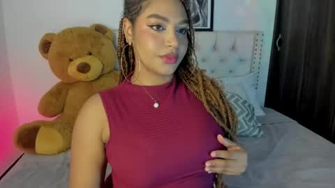 Snapshot of taylor_sexyy chatting on June 4, 2026, 3:34 am Taylor online show from June 4, 2026, 3:34 am