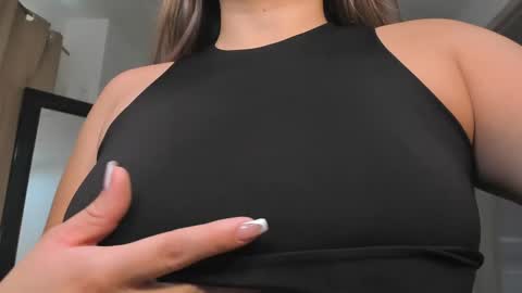 Taylor online show from December 31, 2024, 6:46 pm