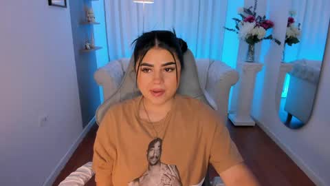 Snapshot of taylor_smith1_ chatting on June 2, 2026, 5:09 am Taylor online show from June 2, 2026, 5:09 am