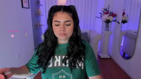 Snapshot of taylor_smith1_ chatting on June 5, 2026, 8:14 pm Taylor online show from June 5, 2026, 8:14 pm