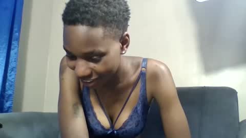 taylor_swift09 online show from April 10, 2026, 8:02 pm