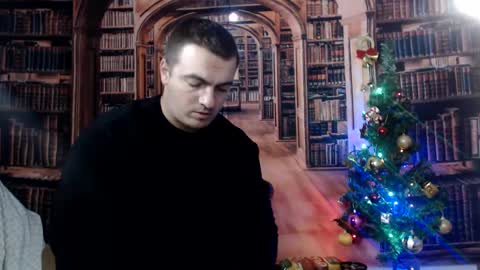 Snapshot of taylorhot33 chatting on December 5, 2024, 10:44 am TAYLOR the MASTER online show from December 5, 2024, 10:44 am