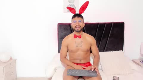 Snapshot of taylormaccurdy_ chatting on October 30, 2025, 5:57 pm taylormaccurdy_ online show from October 30, 2025, 5:57 pm