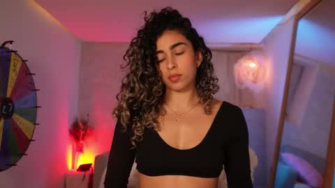 Snapshot of taylormich1 chatting on February 22, 2026, 8:40 pm taylormichell online show from February 22, 2026, 8:40 pm