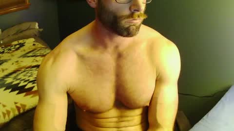 Snapshot of tayloroaks chatting on March 31, 2026, 1:40 am Taylor Oaks online show from March 31, 2026, 1:40 am