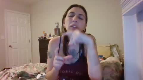 taylorslay online show from January 19, 2026, 4:38 am