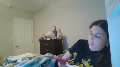 taylorslay online show from April 4, 2026, 11:24 pm