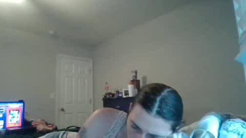 taylorslay online show from June 18, 2026, 11:42 pm