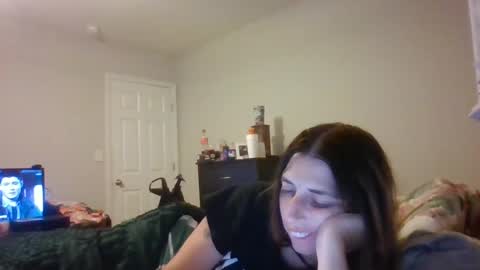 taylorslay online show from June 22, 2026, 3:25 am