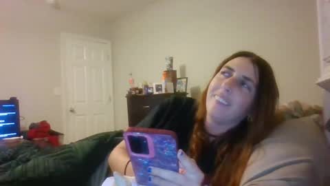 taylorslay online show from June 26, 2026, 2:05 am