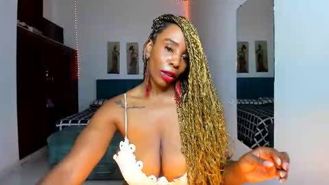 Snapshot of taylorslims chatting on April 16, 2026, 8:20 pm taylorslims online show from April 16, 2026, 8:20 pm