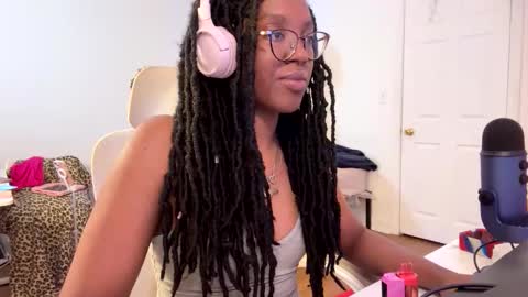 Taylor online show from May 7, 2026, 12:16 am