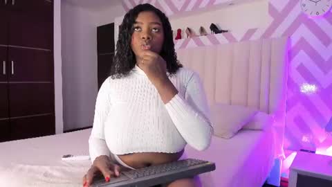 Snapshot of tayrasiny chatting on June 13, 2026, 3:26 am Tayra horny for you online show from June 13, 2026, 3:26 am