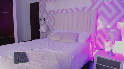 Snapshot of tayrasiny chatting on July 18, 2026, 3:54 am Tayra horny for you online show from July 18, 2026, 3:54 am