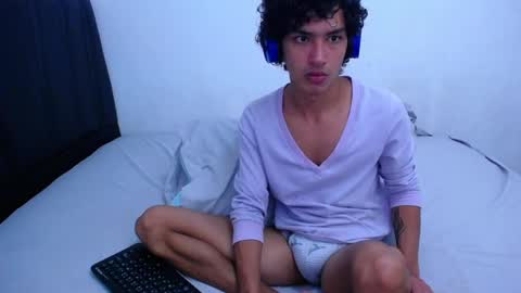 Snapshot of tayronx33 chatting on January 25, 2025, 4:57 pm Tayron online show from January 25, 2025, 4:57 pm