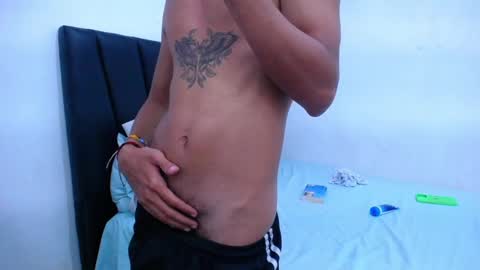 Snapshot of tayronx33 chatting on February 15, 2025, 6:55 pm Tayron online show from February 15, 2025, 6:55 pm