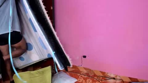 Snapshot of taysonysasha chatting on December 5, 2025, 8:16 pm ask for cum online show from December 5, 2025, 8:16 pm