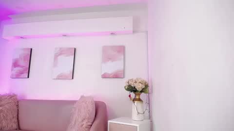 Snapshot of tayzon_foxxx chatting on January 14, 2025, 1:28 pm Sofia online show from January 14, 2025, 1:28 pm