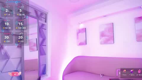 Snapshot of tayzon_foxxx chatting on February 26, 2025, 1:41 pm Sofia online show from February 26, 2025, 1:41 pm