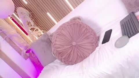 Snapshot of tayzon_foxxx chatting on May 29, 2026, 9:29 am Sofia online show from May 29, 2026, 9:29 am