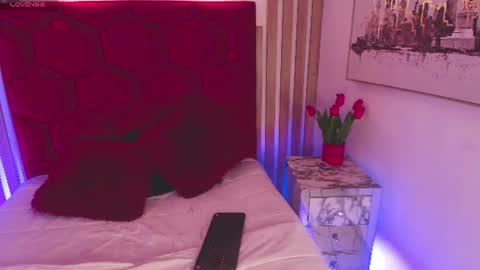Snapshot of tayzon_foxxx chatting on July 10, 2026, 8:44 pm Sofia online show from July 10, 2026, 8:44 pm