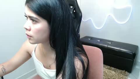 DYNAMITE DUO69 online show from March 5, 2025, 6:01 pm