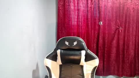 Snapshot of teamo_kiara chatting on June 13, 2026, 6:22 am your future wife online show from June 13, 2026, 6:22 am