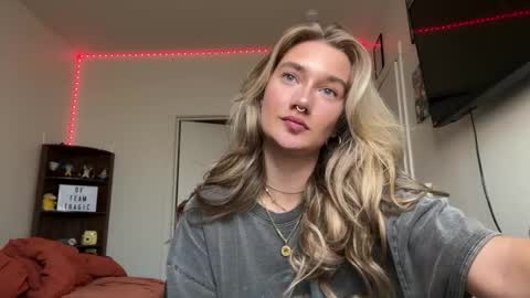 Snapshot of teamtragic chatting on September 13, 2025, 1:05 am Katy online show from September 13, 2025, 1:05 am