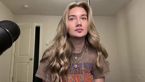 Snapshot of teamtragic chatting on October 4, 2025, 1:36 am Katy online show from October 4, 2025, 1:36 am