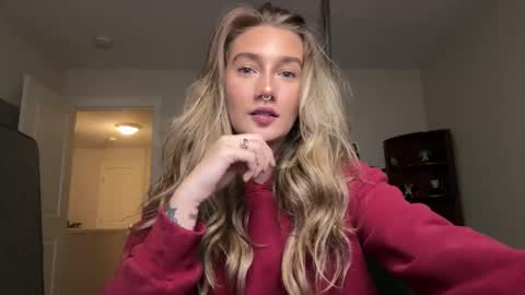 Snapshot of teamtragic chatting on November 11, 2025, 1:38 am Katy online show from November 11, 2025, 1:38 am