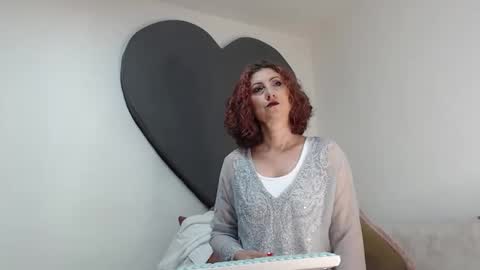 ALICIA--- online show from June 9, 2026, 5:19 am