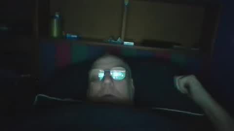 Snapshot of tebb61 chatting on November 17, 2025, 6:52 am Mark online show from November 17, 2025, 6:52 am