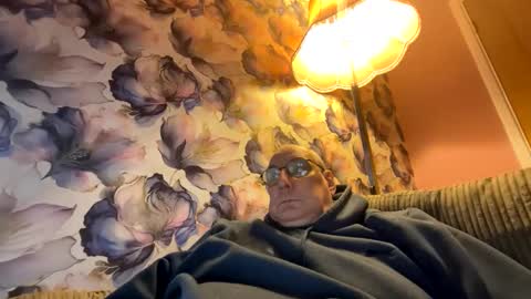 Mark online show from January 11, 2026, 3:06 pm