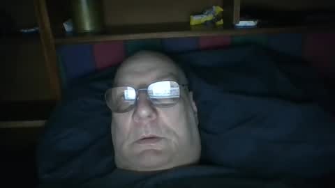 Snapshot of tebb61 chatting on April 2, 2026, 5:16 am Mark online show from April 2, 2026, 5:16 am