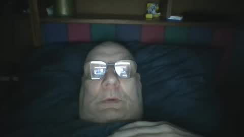 Snapshot of tebb61 chatting on April 4, 2026, 5:38 am Mark online show from April 4, 2026, 5:38 am
