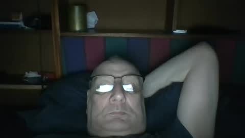 Snapshot of tebb61 chatting on May 4, 2026, 7:59 am Mark online show from May 4, 2026, 7:59 am