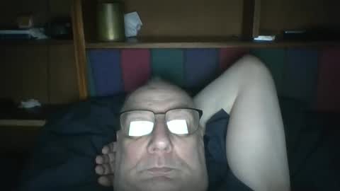 Snapshot of tebb61 chatting on May 6, 2026, 7:57 am Mark online show from May 6, 2026, 7:57 am