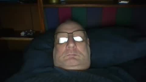 Snapshot of tebb61 chatting on May 8, 2026, 8:08 am Mark online show from May 8, 2026, 8:08 am