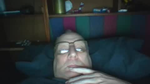 Snapshot of tebb61 chatting on May 21, 2026, 7:26 am Mark online show from May 21, 2026, 7:26 am