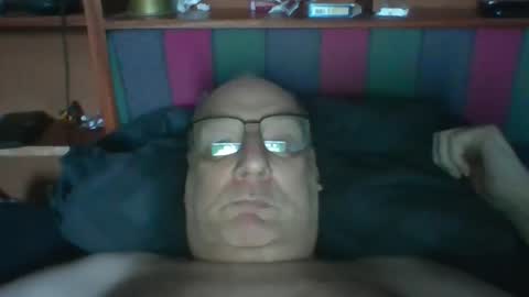 Snapshot of tebb61 chatting on May 26, 2026, 7:04 am Mark online show from May 26, 2026, 7:04 am
